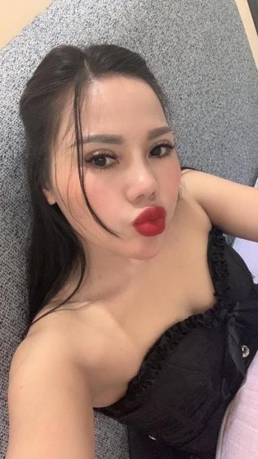 Indore call girl